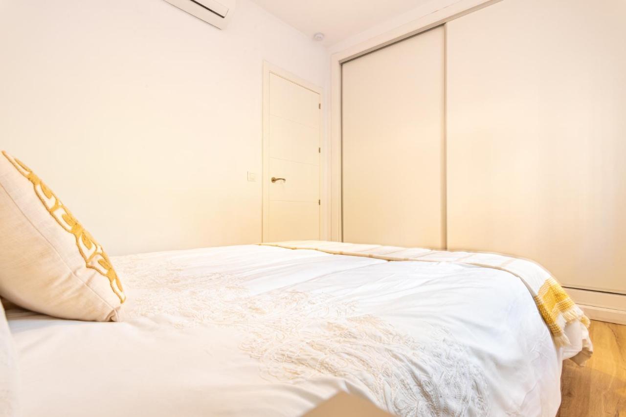 Happy Lounge Apartment ฟูเอนฮิโรลา ภายนอก รูปภาพ